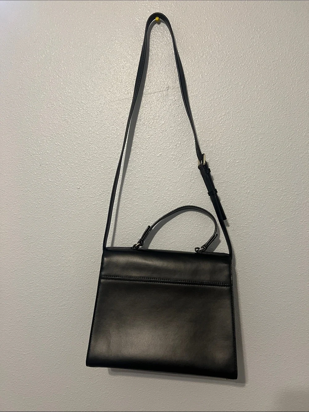 Kate Spade New York Black Leather Crossbody Top-Handle Bag